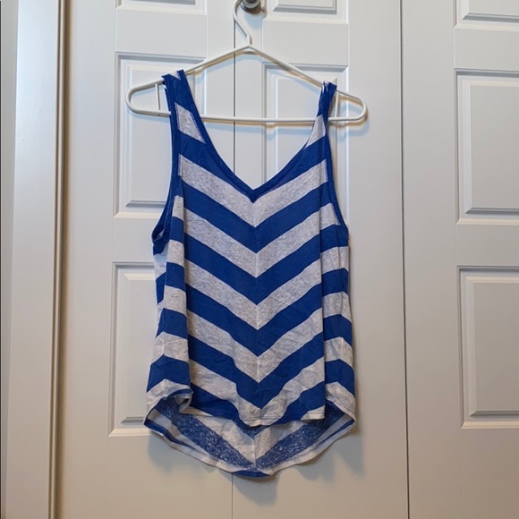 Hollister tank - Picture 1 of 1